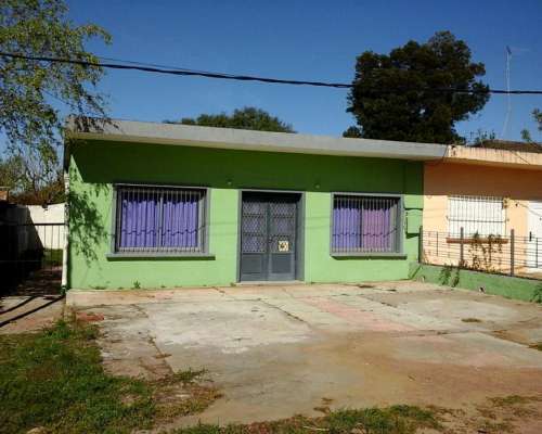 Local Comercial con Vivienda+departamento 300 MT del MAR