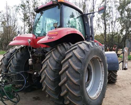 Case Magnum 235 Dual. año 2013. M 15038hs. Piloto JD.