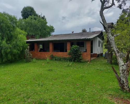 512 Ha Preciosa Estancia en Misiones
