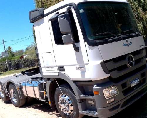 M. Benz 2636 6X2 con 376.000 km año 2014 Patentado 2018