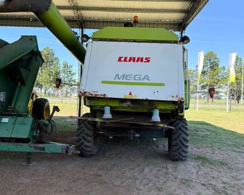 Claas Mega 370 año 2005 30 Pies
