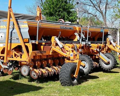 Sembradora Agrometal TX Mega de 19 a 35