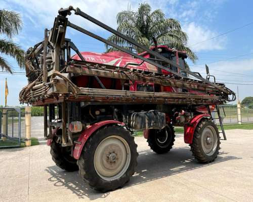 Pulverizadora Ombu PAO 3000 año 2015