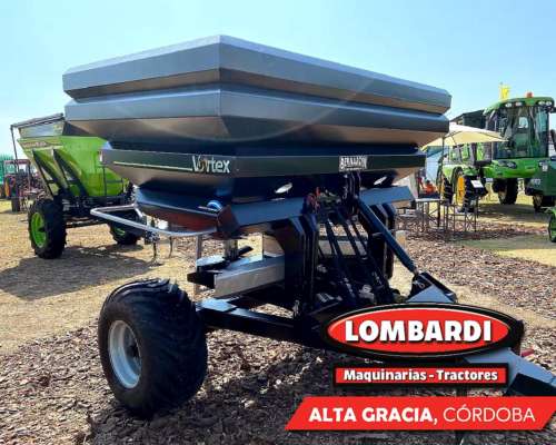 Fertilizadora Bernardin Vortex 3000 Litros 36 Metros