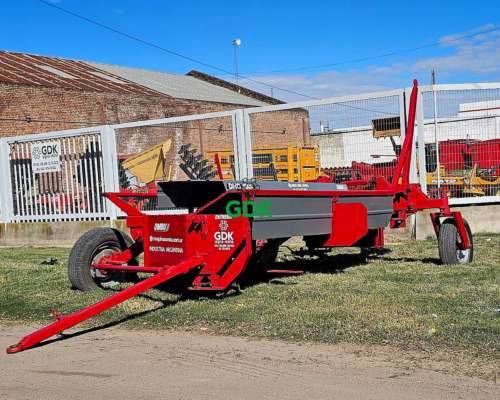Desmalezadora de Arrastre Hileradora DHO 3000. Ombu