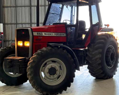 Massey Ferguson 650 ( 150 HP) Impecable
