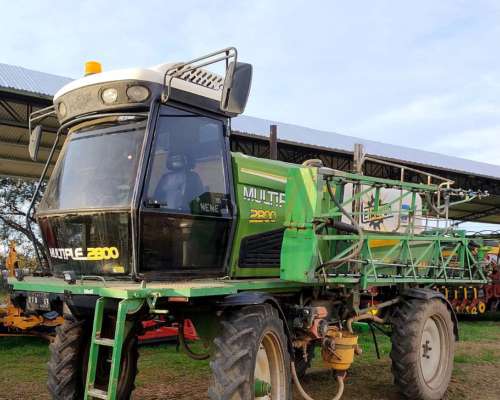 Pulverizadora Metalfor Multiple 2800 año 2008