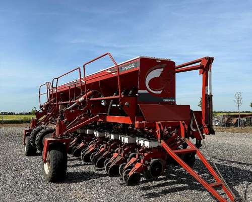 Sembradora Crucianelli Gringa 2042