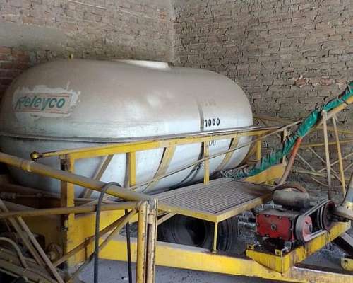 Fumigador Releyco de Arrastre de 2.000lts