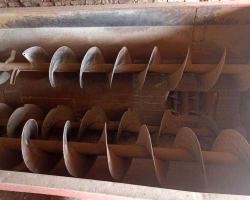 Mixer Mainero 2910. año 2009.