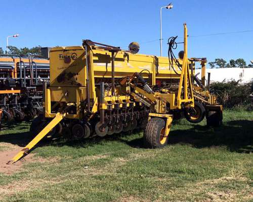 Sembradora Fabimag 42 a 17.5