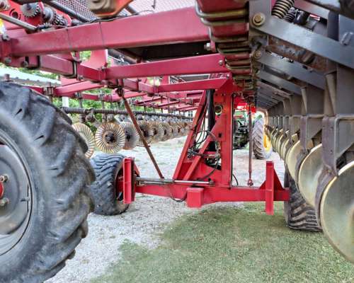 Sembradora Autotrailer MLS de 16 a 52 con Fert Lateral