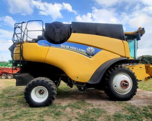Cosechadora NH CR6080 - año 2016