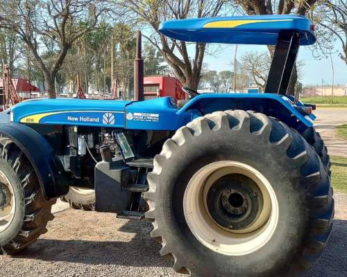 Tractor New Holland 8030 con Toldo