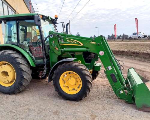 Tractor John Deere 5090 con Pala O. Martin