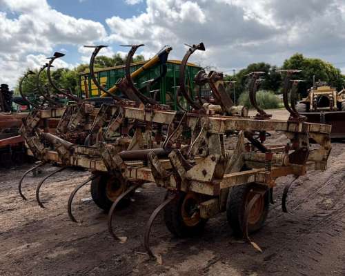 Cultivador de Campo Nannini Lorenz de 6,60 de Ancho Trabajo