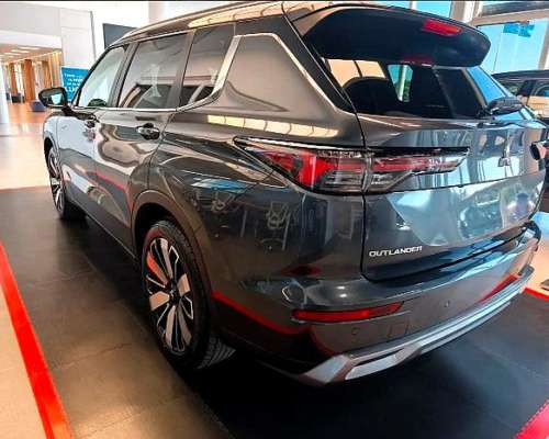 Mitsubishi Outlander 2.5 GLS Full AT 4wd