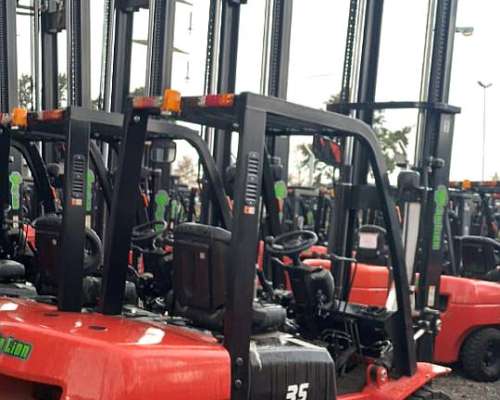 Autoelevador BY Lion Cpcd25td