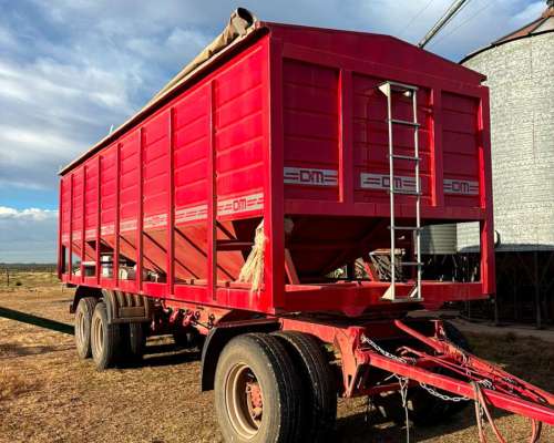 Acoplado Tolva para Semilla y Fertilizante de 30 TT