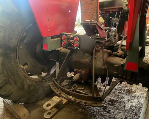 Tractor Massey Ferguson 1185
