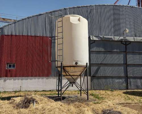 Tanque Cónico 8500 Lts Rotoplas