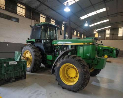 Tractor John Deere 4755
