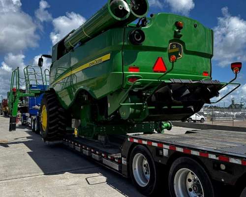 John Deere S780 con Draper de 45 Pies con Piloto