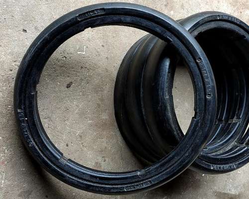 Vendo 4 Ruedas Niveladoras 2 1/4 X 15. Nuevas.