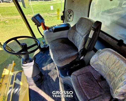 Cosechadora New Holland CR 9060, 30 Pies, 2008