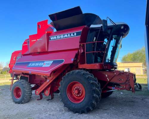 Cosechadora Vassalli 1550 Usada