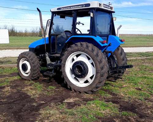 Tractor New Holland TL 95 e Usado