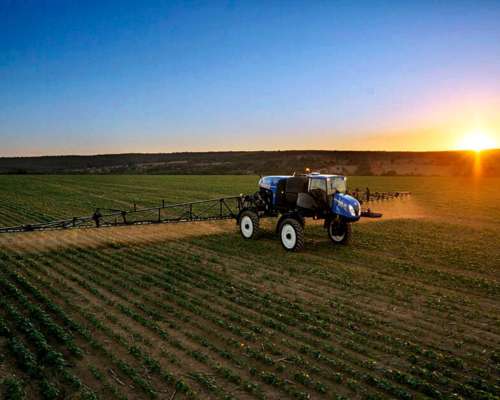 Pulverizadoras Defensor 3000 - New Holland.