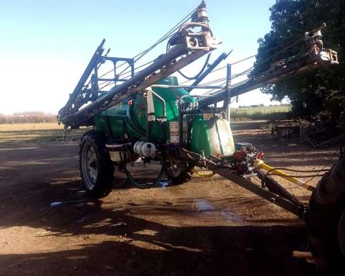 Pulverizador Praba 3800 28 Mts