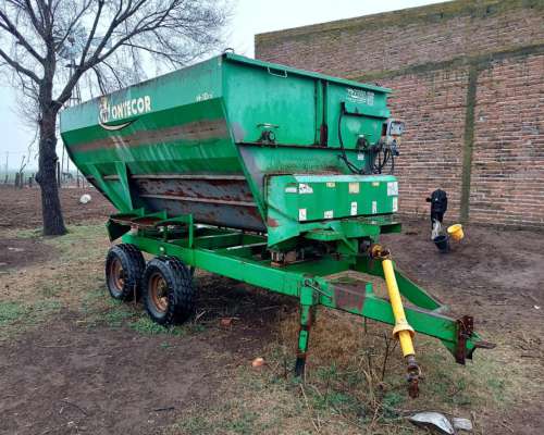 Mixer Montecor 10 Metros Cúbicos