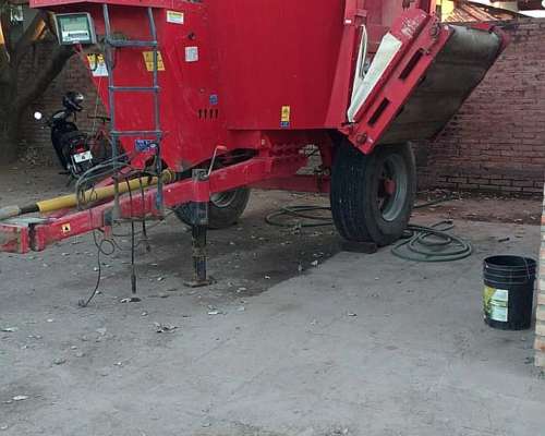 Rastra Cadena Giorgi 12 Mts muy Buena y Pauny 250 MAS Mixer