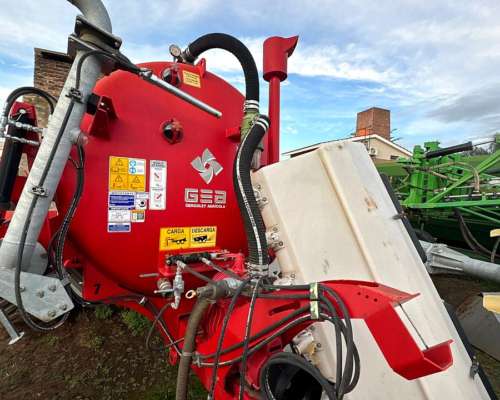 Estercolera de 8000 Litros GEA Gergolet