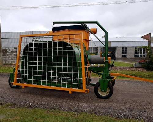 Embolsadora de Forraje 9 Pies con Lona Metabel