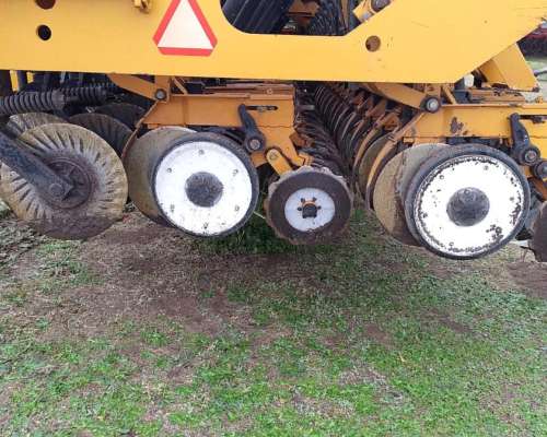 Sembradora Cele de 51 a 17