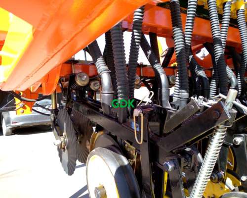 Sembradora Granos Finos Mod 500 19 a 17.5/19 Cm.dumaire