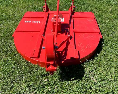 Desmalezadora Yomel 1851 BRL de 3 Puntos con Rueda de Apoyo