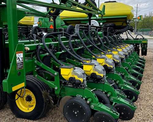 Plantadora John Deere DB60