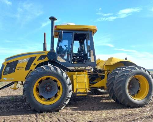 Tractor Pauny 540 Dual 18.4x34 Hidráulico de Centro Cerrado