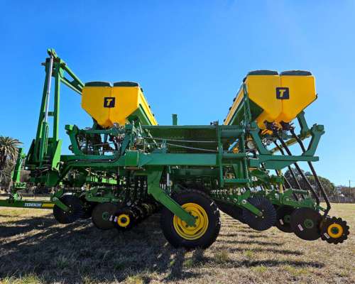 Fertilizadora Incorporadora Tedeschi Ftmax 2335