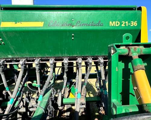 Sembradora Pierobon MD 21-36 de 36 a 21 cm para Granos Finos