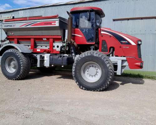 Fertilizadora Fertec Modelo 824. muy Buena