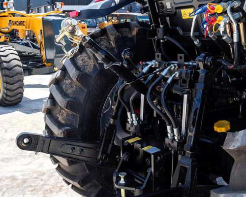 Tractor Lovol Modelo 1004 , 100 HP , 4x4, Nuevo.