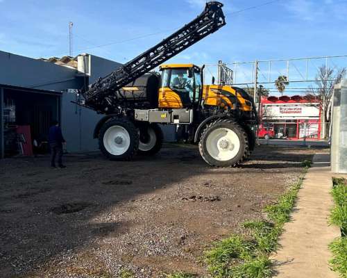 Pulverizadora Valtra R 535