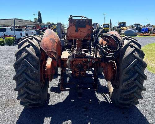 Tractor Someca 45 con Pala Frontal Omar Martin