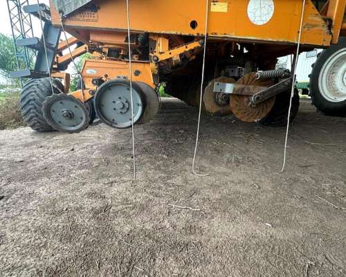 Sembradora Agrometal TX Mega 16/52 Fert Lateral y Monitor