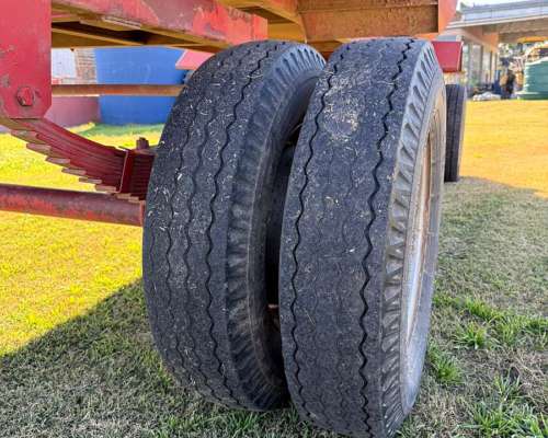 Cisterna de 5.000 Litros con Bomba